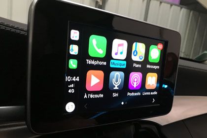 Installation carplay en Alsace sur mercedes